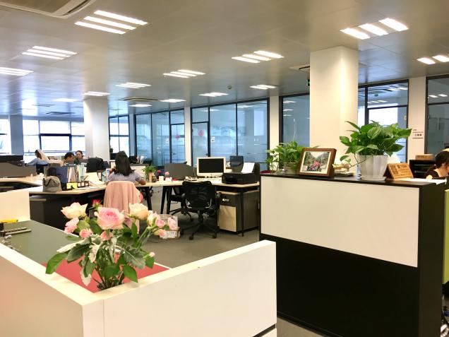 辦公環境.jpg 辦公環境.jpg